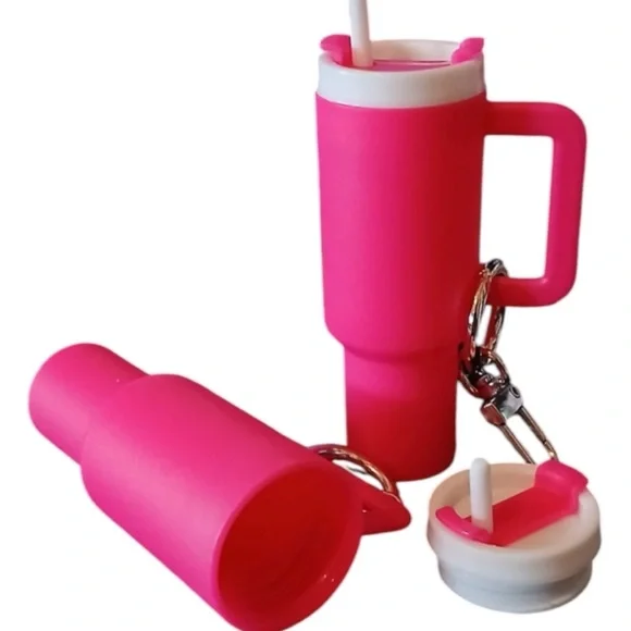 (NWOT) Pink/White Mini Tumbler Bag Charm Keychain - Picture 12 of 13